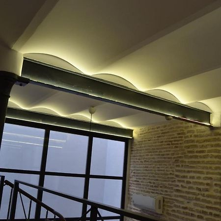 Duplex Alameda De Hercules Севилья Экстерьер фото